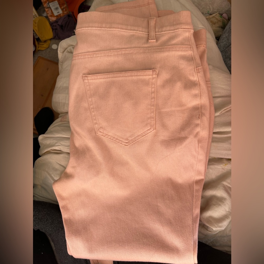 Peach/Apricot Skinny jeans